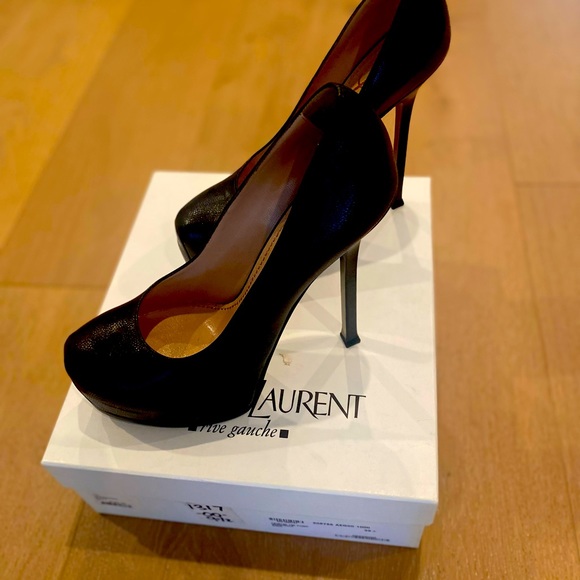 YSL Black leather pump - Picture 4 of 5